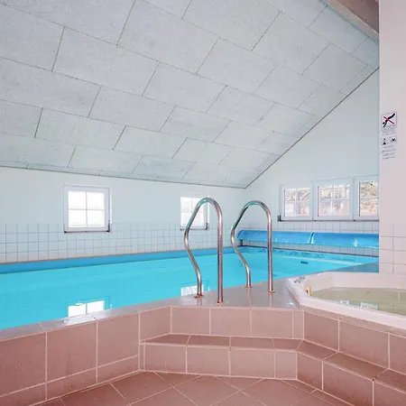 14 Person In Holiday home *