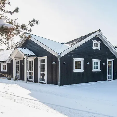 Holiday home 14 Person In *