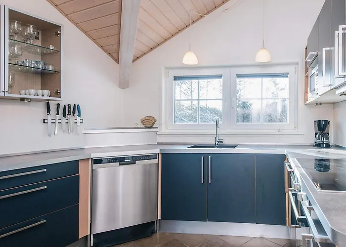 14 Person In Holiday home
